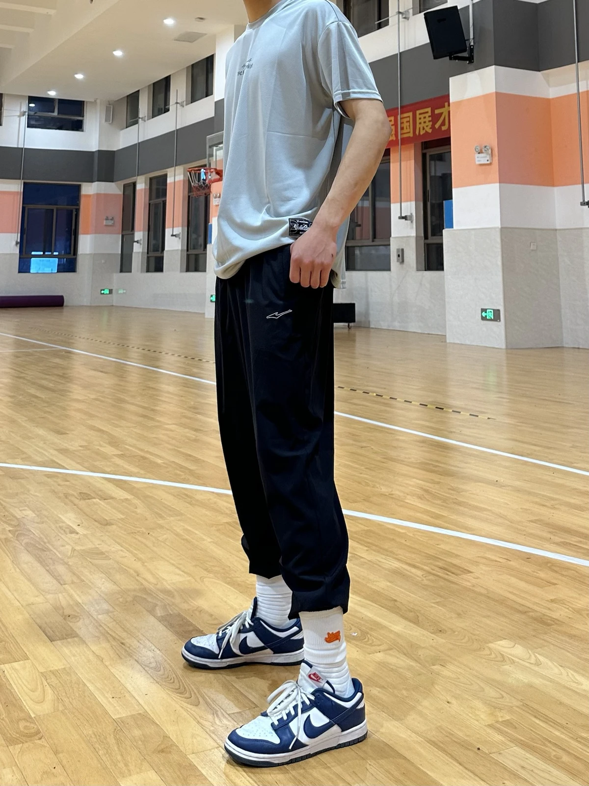 控卫如何通过视频学习提高技术水平_1
